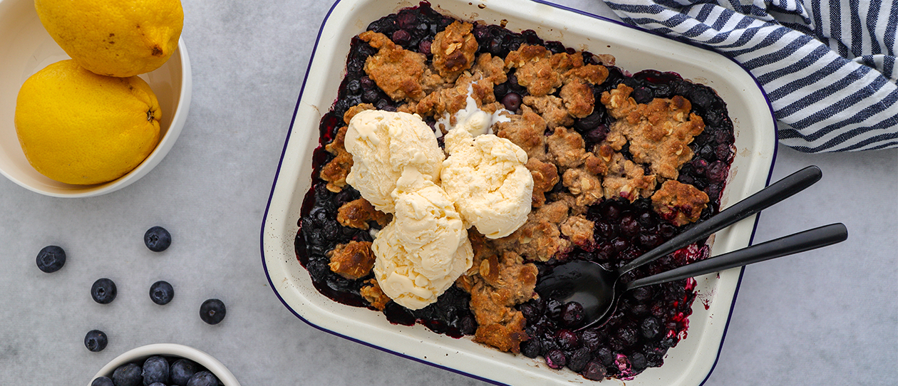 One Bowl Blueberry Crisp